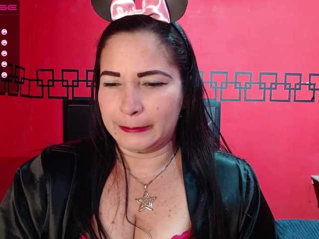 Емитувани слики од екранот AntoMoans