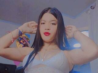 Еротски видео разговор AntonelaCooper