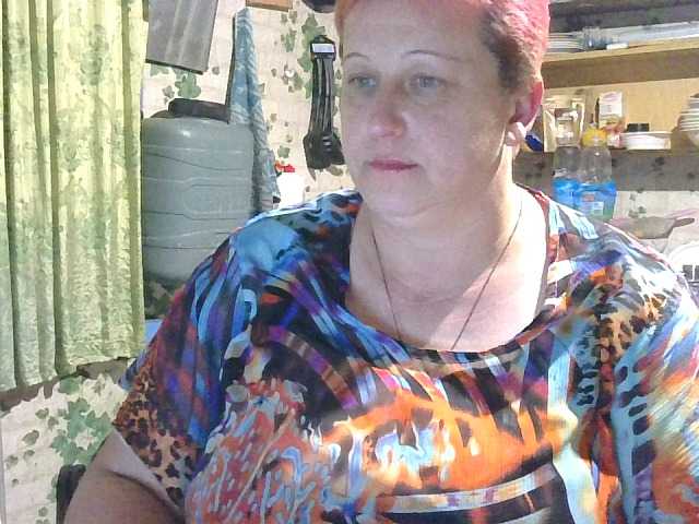 Емитувани слики од екранот AnutkaForeva