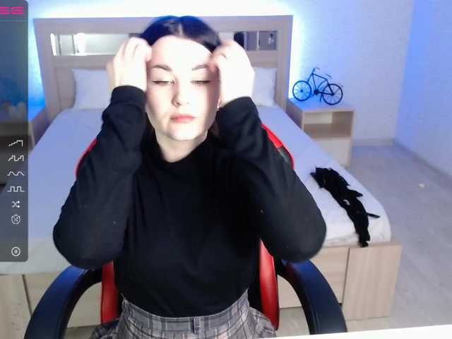 Емитувани слики од екранот anya-lady