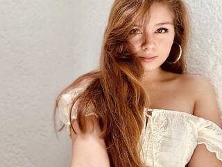 Еротски видео разговор Anya-Red