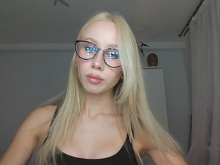 Еротски видео разговор AnyaDirty