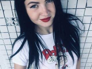 Еротски видео разговор anyaraspberry