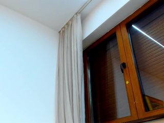 Еротски видео разговор Anyssia