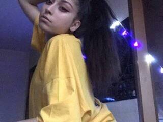 Еротски видео разговор applepieee