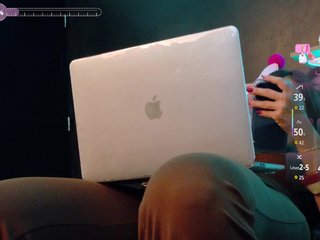 Еротски видео разговор AprilHill