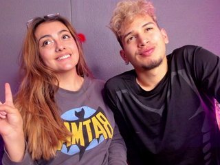 Еротски видео разговор AprilNick