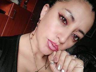 Еротски видео разговор Aries-arial