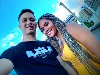 Еротски видео разговор ArthurandAlix