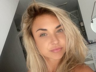 Еротски видео разговор AshleyPerfect