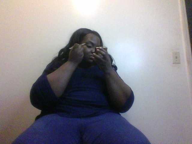 Емитувани слики од екранот AshleySmith1