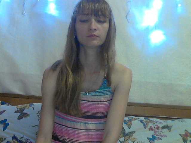 Емитувани слики од екранот AsyaBlond