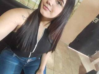 Еротски видео разговор Atenasex69