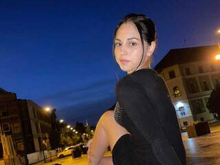 Еротски видео разговор AudreeyBitoni