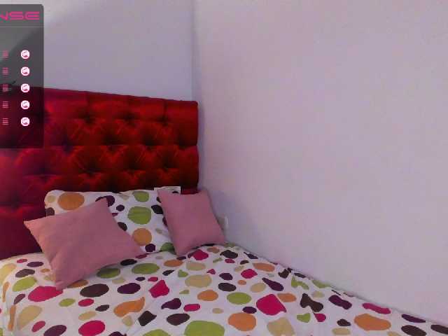 Емитувани слики од екранот AudreyHill