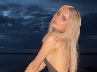 Еротски видео разговор AuraLahrman