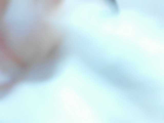 Емитувани слики од екранот aurorahot0