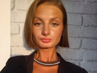 Еротски видео разговор AuroraRow