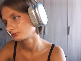 Еротски видео разговор AuroraRow