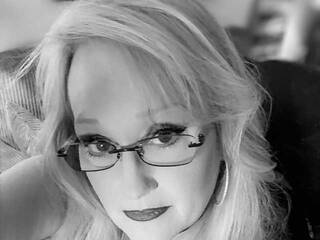 Еротски видео разговор Ava6j74