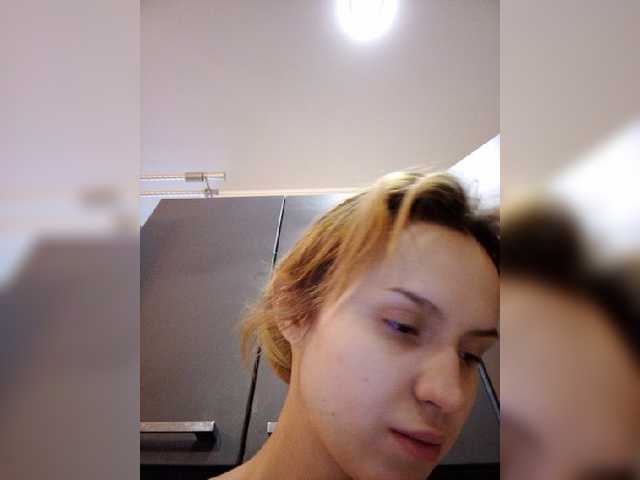 Емитувани слики од екранот Avaxstudio