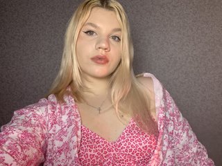 Еротски видео разговор Aveblonde