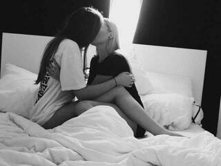 Еротски видео разговор awesomegirlsx