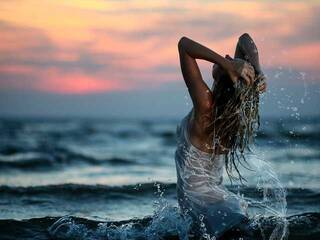 Еротски видео разговор Axel-Moreno