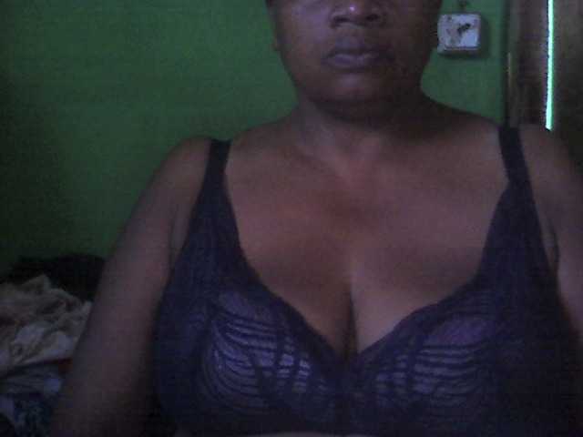 Емитувани слики од екранот Aynabrina