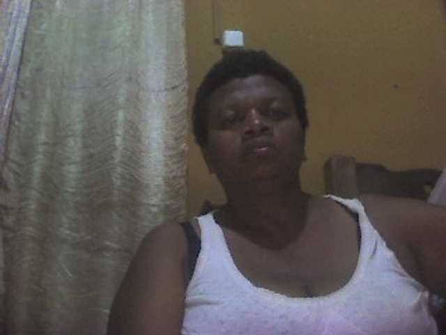 Емитувани слики од екранот Aynabrina