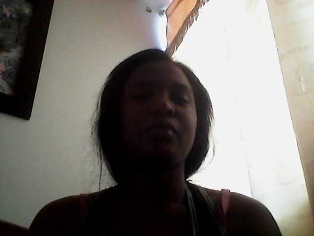 Емитувани слики од екранот AZ90299