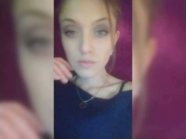 Емитувани слики од екранот b1ToorBoPussy