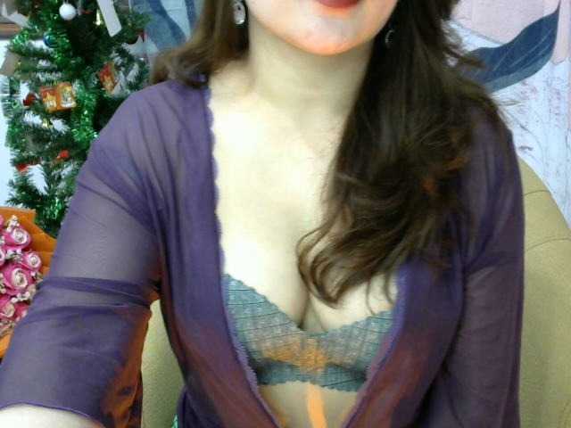 Емитувани слики од екранот Babe-Sugar