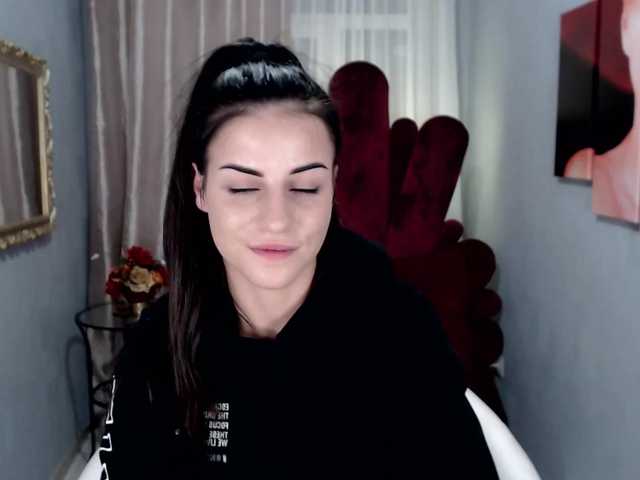 Емитувани слики од екранот Baby-aria