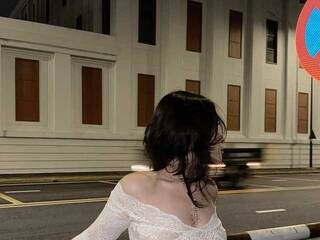 Еротски видео разговор Baby-sexytits