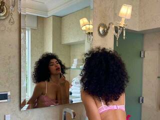 Еротски видео разговор babydripp