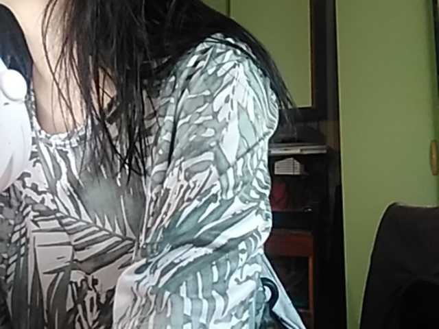 Емитувани слики од екранот BabyLee