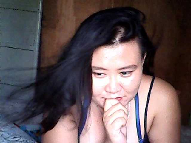 Емитувани слики од екранот babylove1994