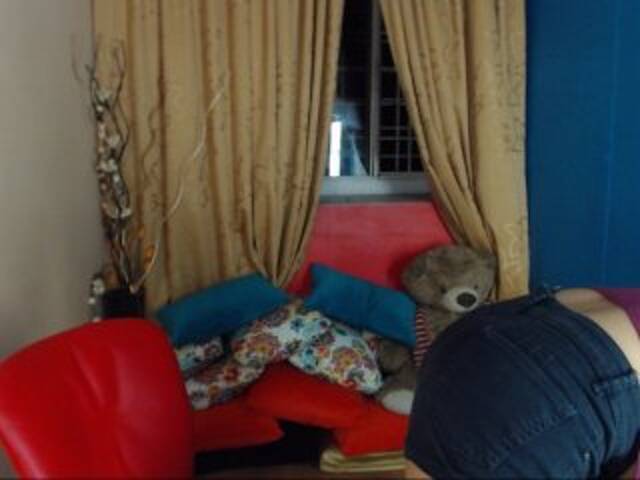 Емитувани слики од екранот barbara-deep