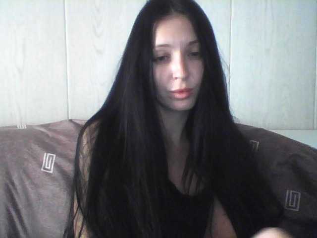 Емитувани слики од екранот Milaya_Mila