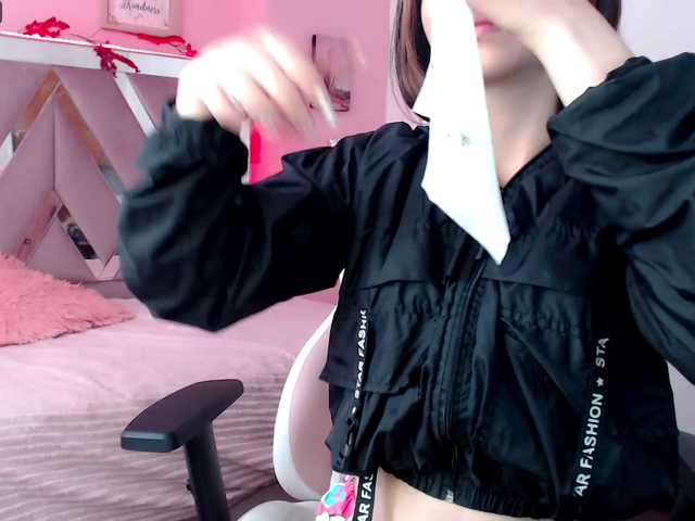 Емитувани слики од екранот barbie-tay