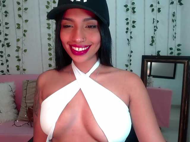 Фотографии Barbiedeluca I want to fill your whole face with my sweet juicy squirt ♥ 444 ♥ Goal: Plug Anal