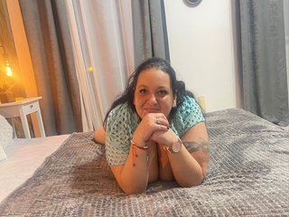 Еротски видео разговор BBWBlackDevon