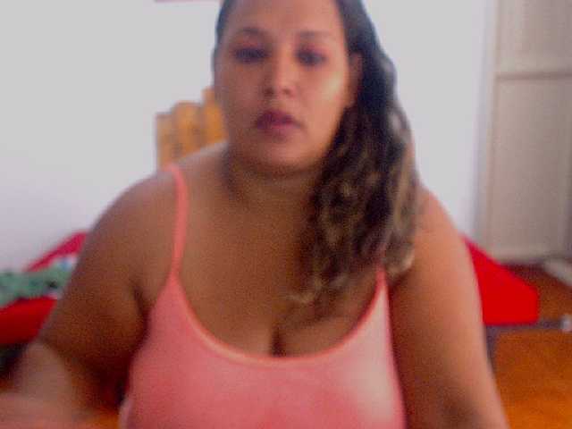 Емитувани слики од екранот bbwtasti