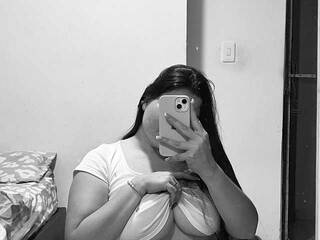 Еротски видео разговор BECKAWHITE