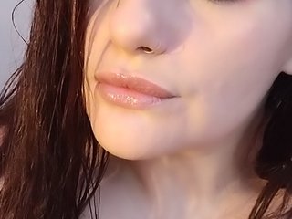 Еротски видео разговор HungryHeifer