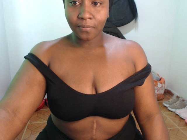 Емитувани слики од екранот Bella155