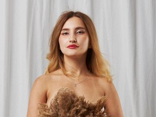 Еротски видео разговор BellaCrave