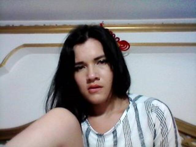 Емитувани слики од екранот bellaferrer1