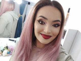 Еротски видео разговор Llarona